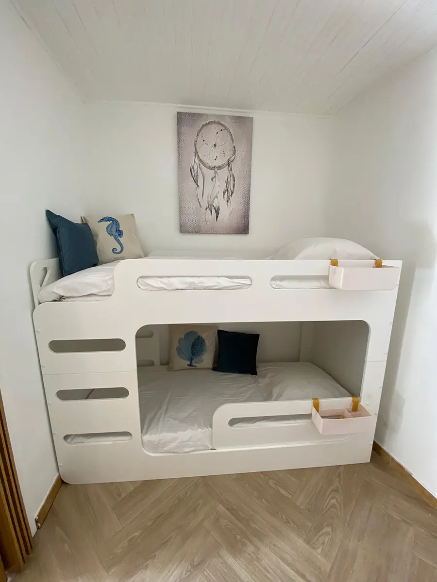 Lits superposés pour enfants et adultes